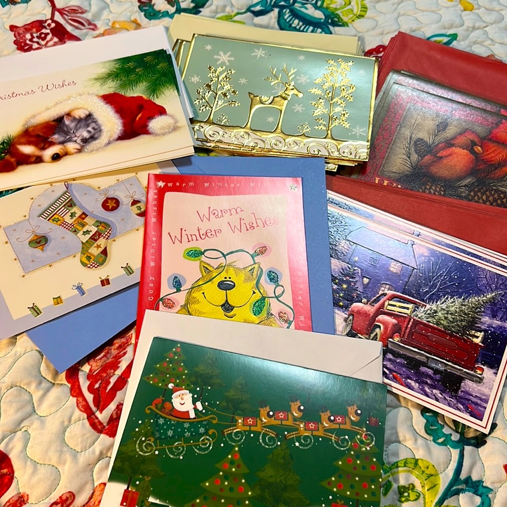 Christmas Themed Greeting Card Bundle All New with envelopes 29 cards